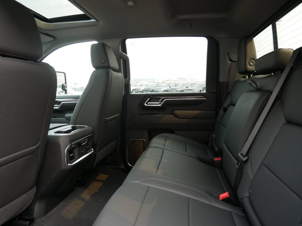 2026 Chevrolet Silverado 3500 HD LTZ - Photo 15