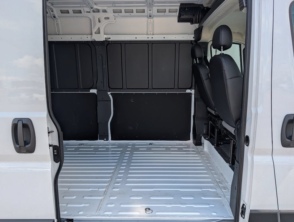 2026 RAM ProMaster Cargo Van Tradesman