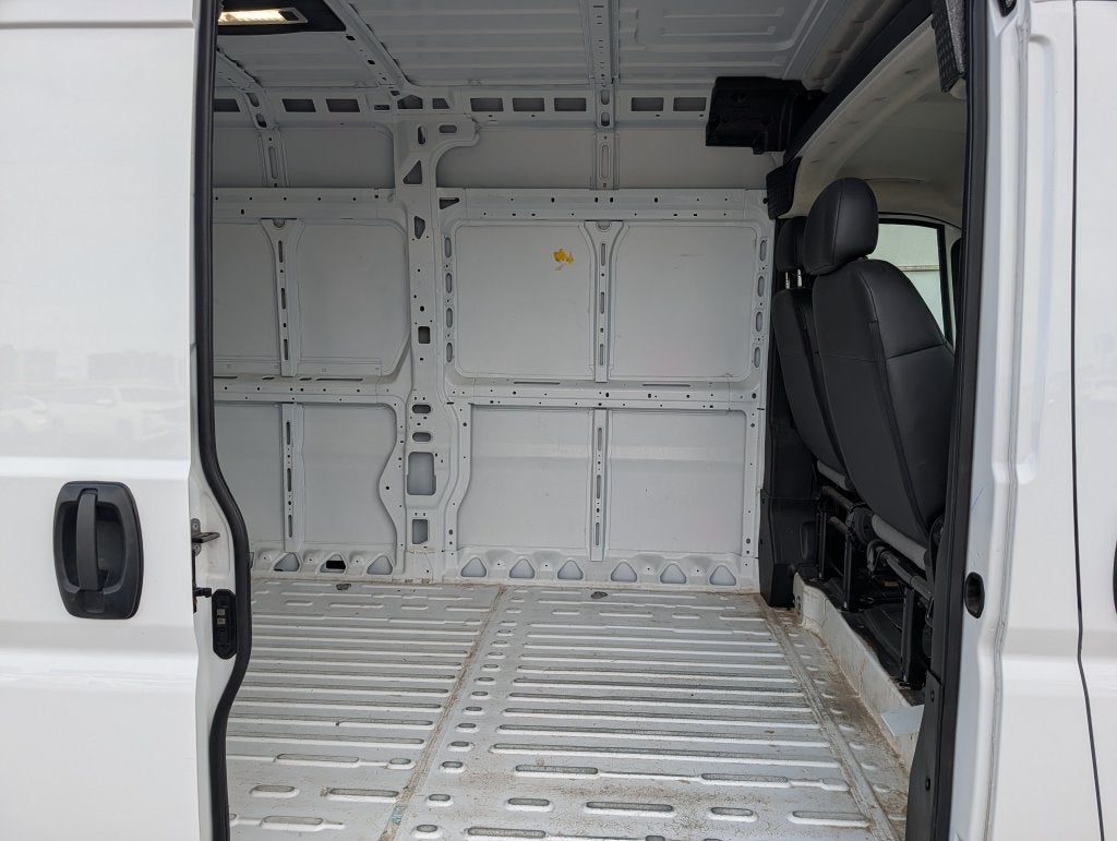 2026 RAM ProMaster Cargo Van Tradesman