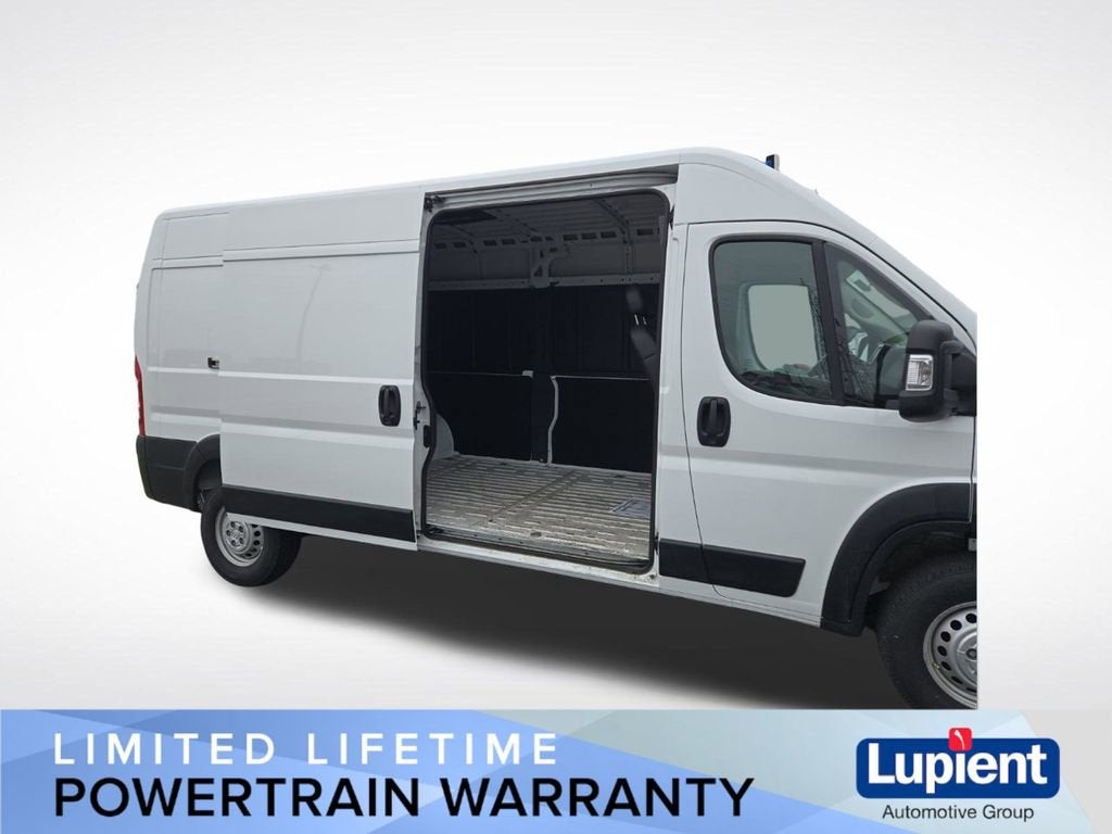 2026 RAM ProMaster Cargo Van Tradesman