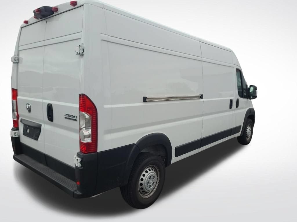 2026 RAM ProMaster Cargo Van Tradesman