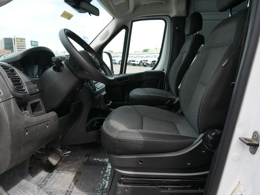 2025 RAM ProMaster Cargo Van Tradesman