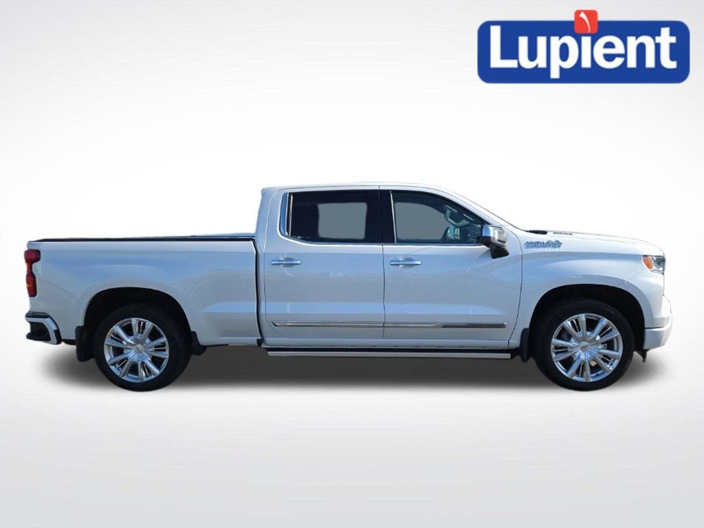 Used 2022 Chevrolet Silverado 1500 High Country with VIN 3GCUDJET1NG510777 for sale in Bloomington, Minnesota