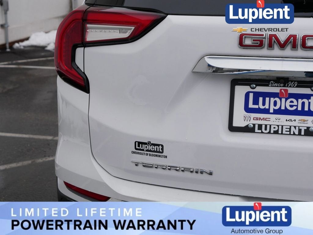 2024 GMC Terrain SLT