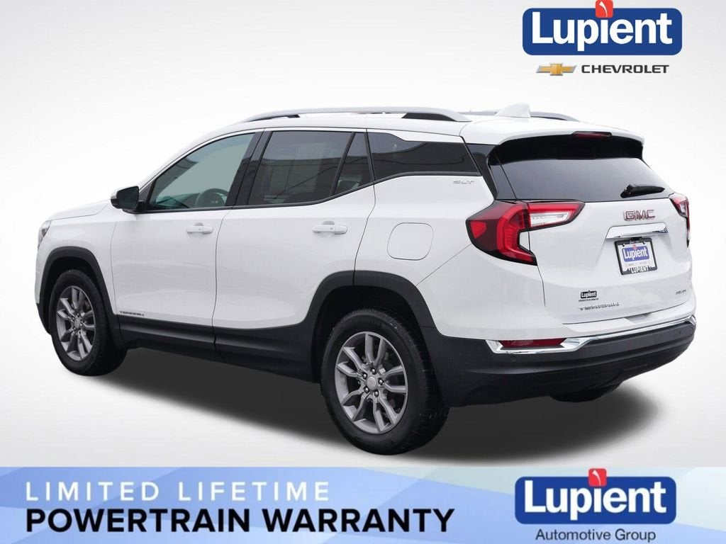 2024 GMC Terrain SLT