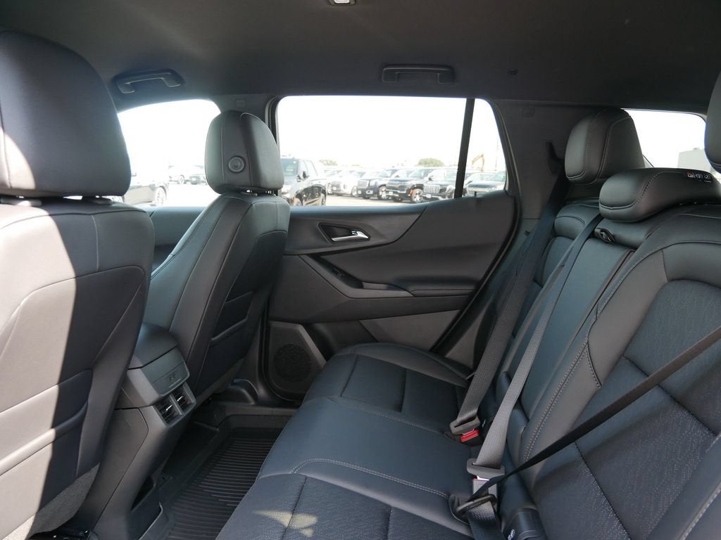 2027 Chevrolet Equinox LT - Photo 16