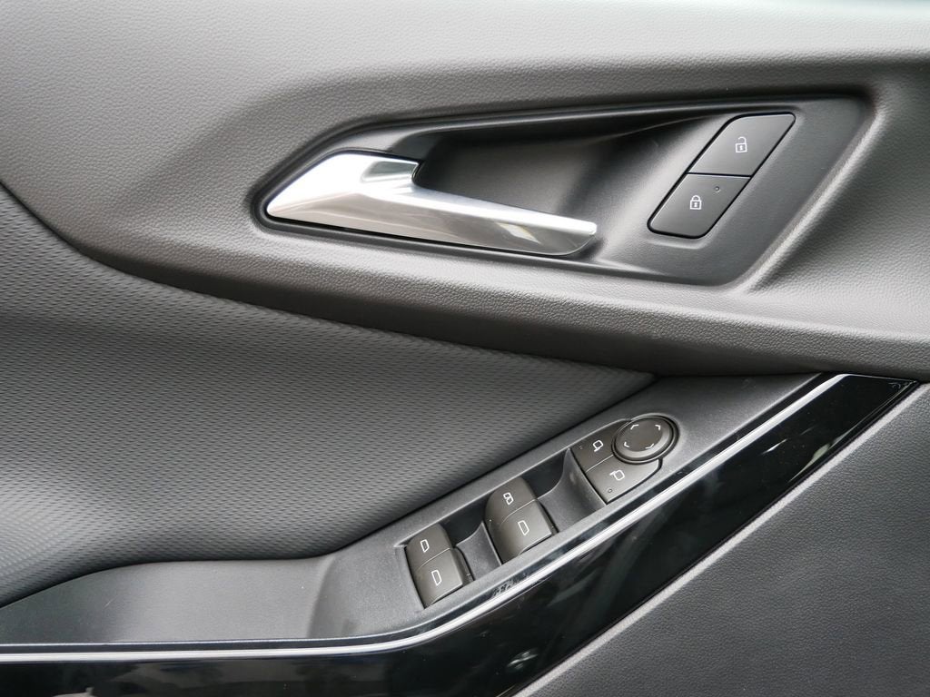 2026 Chevrolet Equinox LT - Photo 39