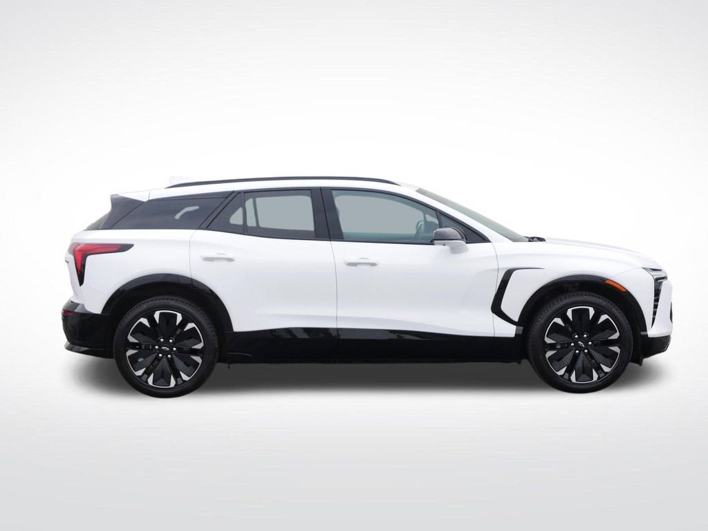 Used 2024 Chevrolet Blazer EV RS with VIN 3GNKDCRJ1RS275707 for sale in Bloomington, Minnesota