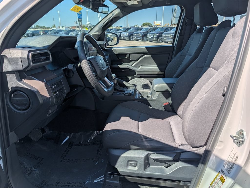 2024 Toyota Tacoma 4WD SR5