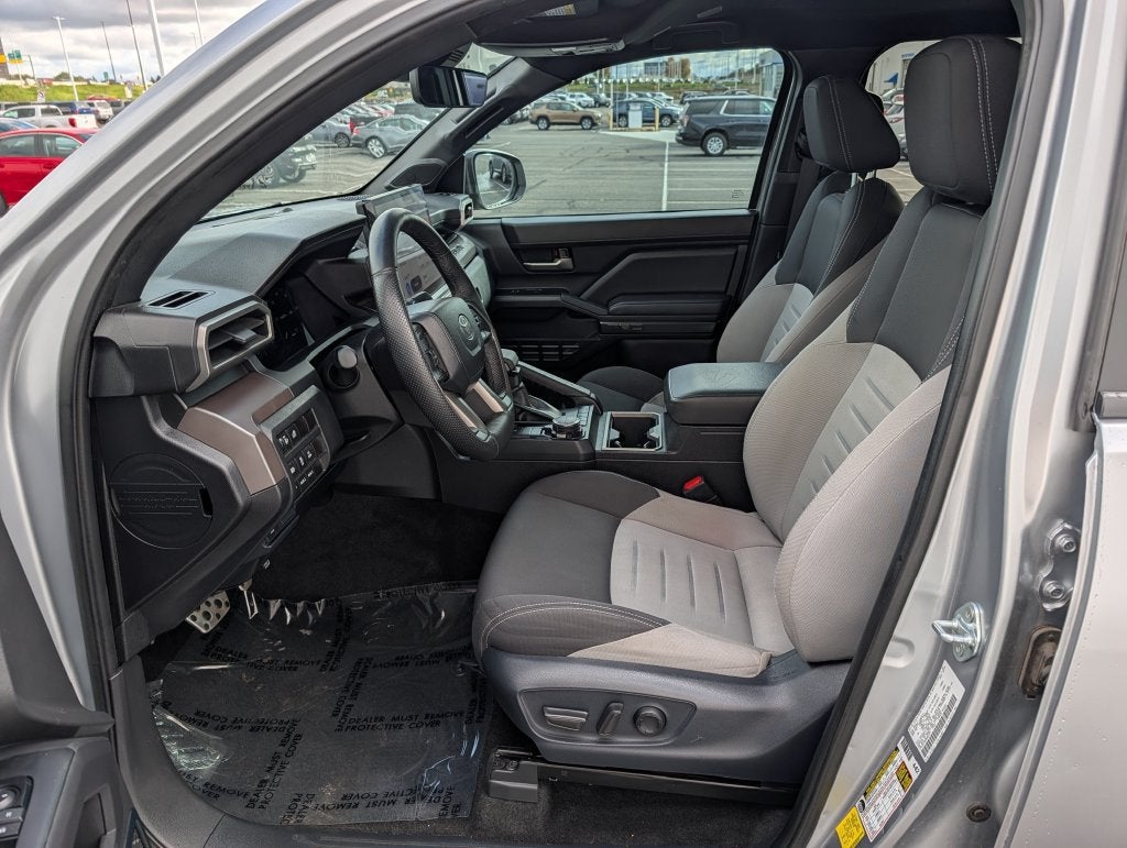 2024 Toyota Tacoma 4WD SR5