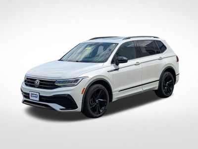 2023 Volkswagen Tiguan SE R-Line Black