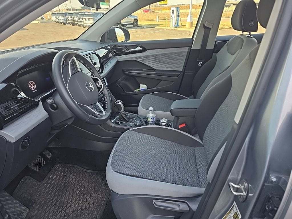 2024 Volkswagen Taos S