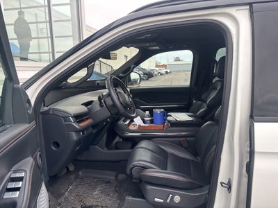 2025 Lincoln Navigator Black Label