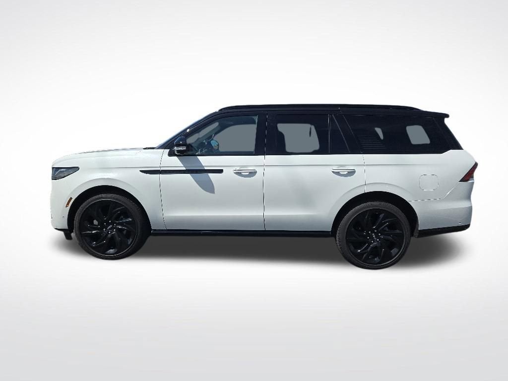 2025 Lincoln Navigator Black Label