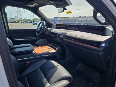 2025 Lincoln Navigator Black Label
