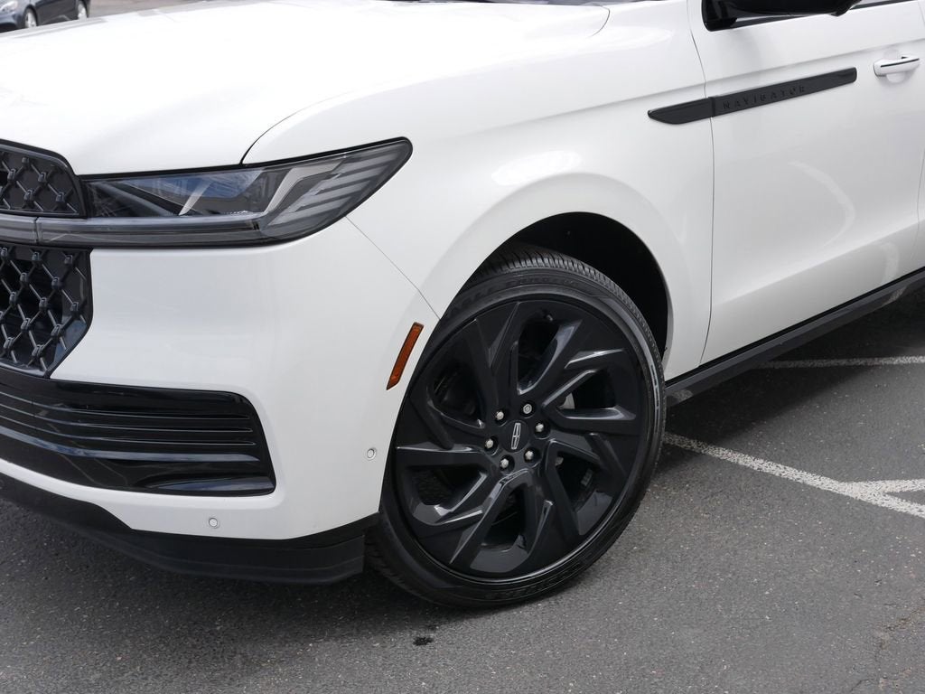 2025 Lincoln Navigator Black Label