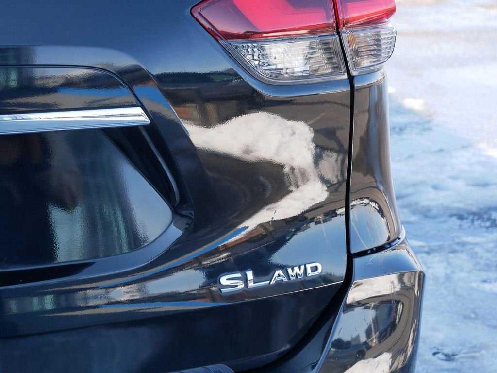 2017 Nissan Rogue SL