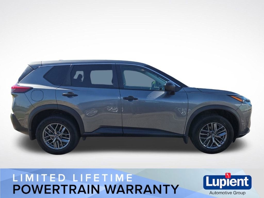 2022 Nissan Rogue S