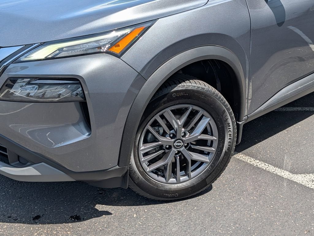 2022 Nissan Rogue S