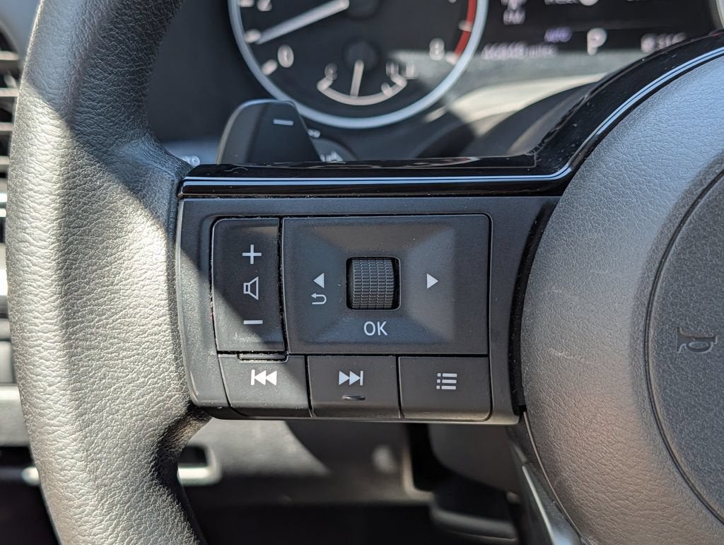 2022 Nissan Rogue SV