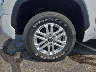 2022 Toyota Tundra 4WD SR5