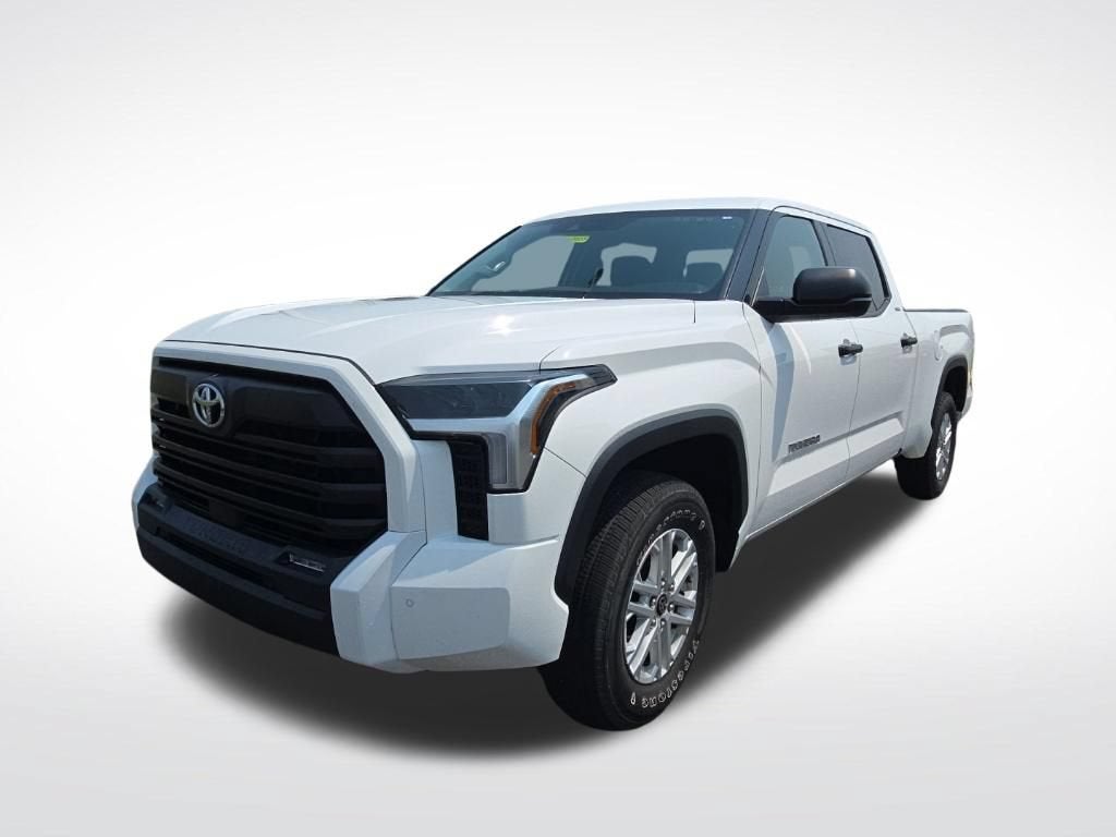 2022 Toyota Tundra 4WD SR5
