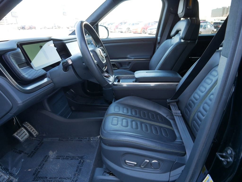 2023 RIVIAN R1T Adventure