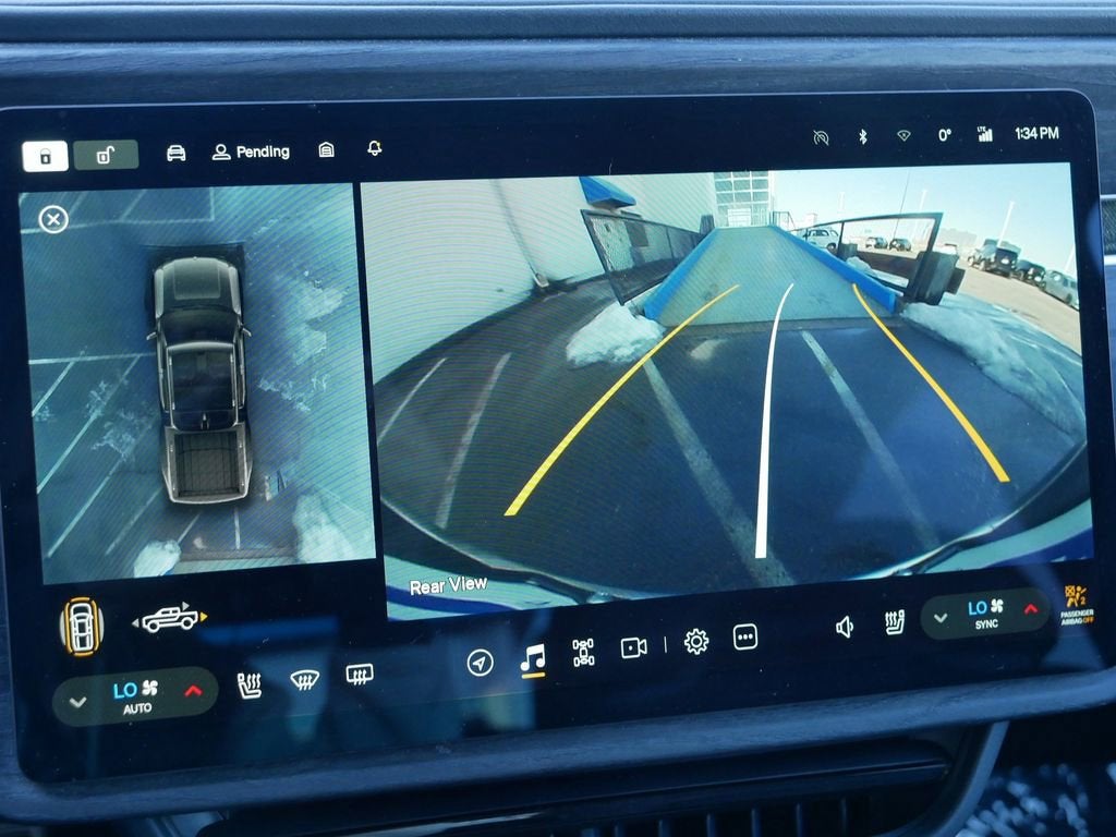 2023 RIVIAN R1T Adventure