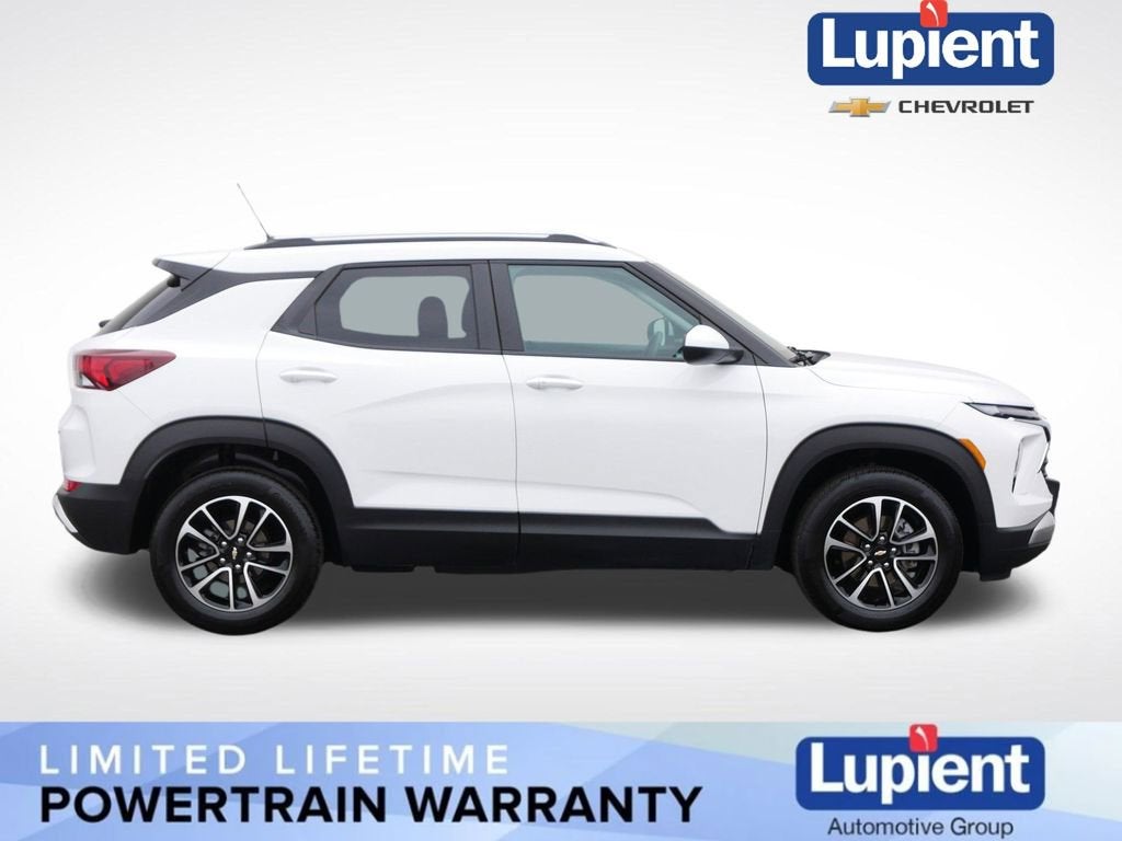 Used 2025 Chevrolet Trailblazer LT with VIN KL79MRSL2SB187303 for sale in Bloomington, Minnesota