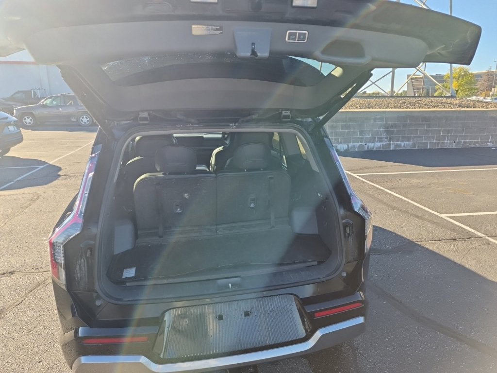 2024 Kia EV9 Land