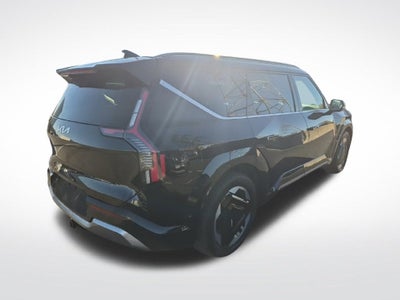 2024 Kia EV9 Land