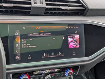 2023 Audi Q3 S line Premium
