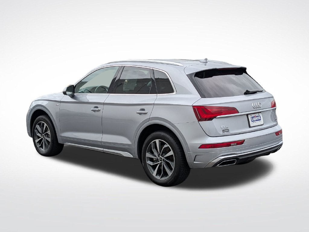 2022 Audi Q5 S line Premium Plus