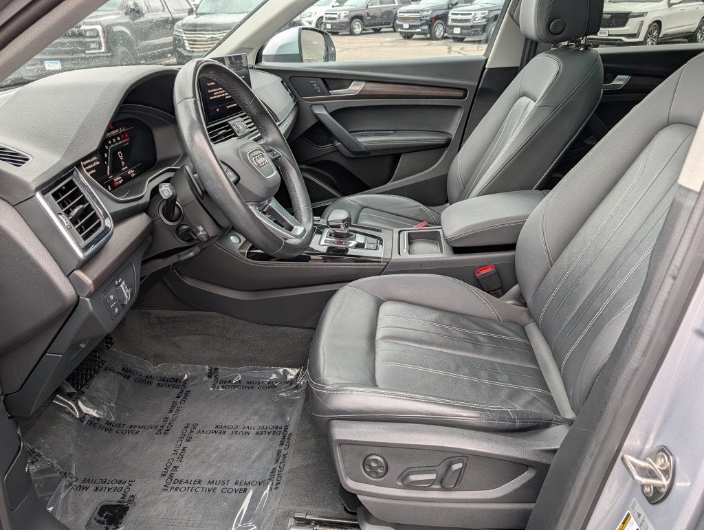 2022 Audi Q5 S line Premium Plus