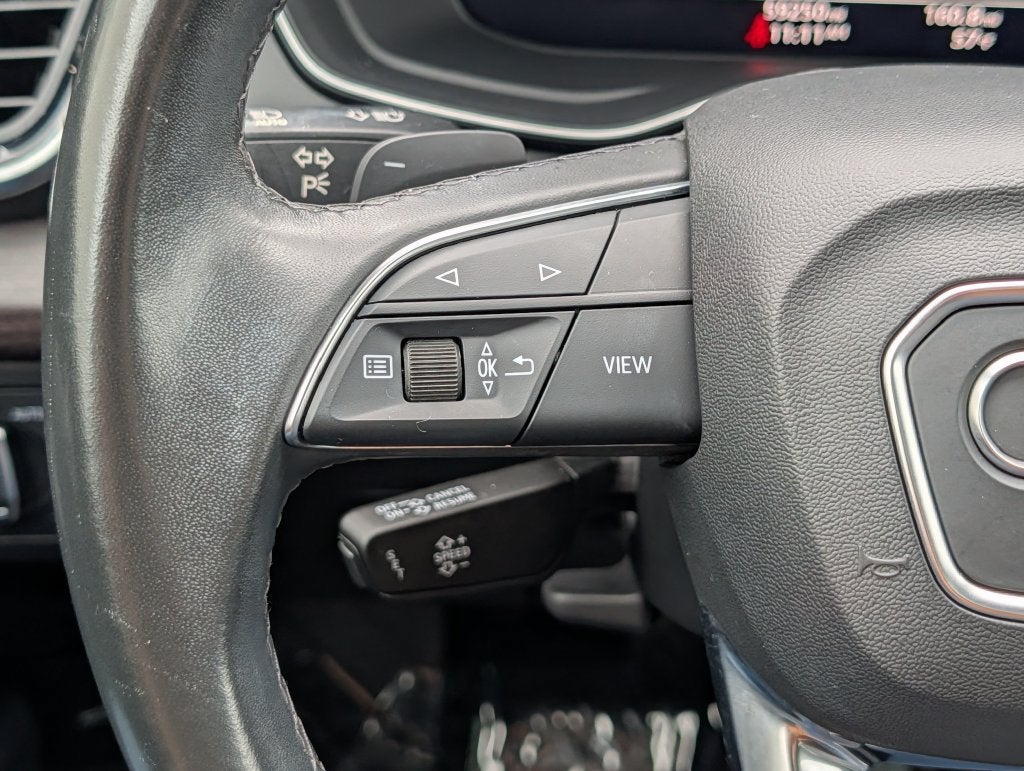 2022 Audi Q5 S line Premium Plus