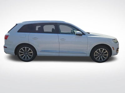 2019 Audi Q7 Premium Plus