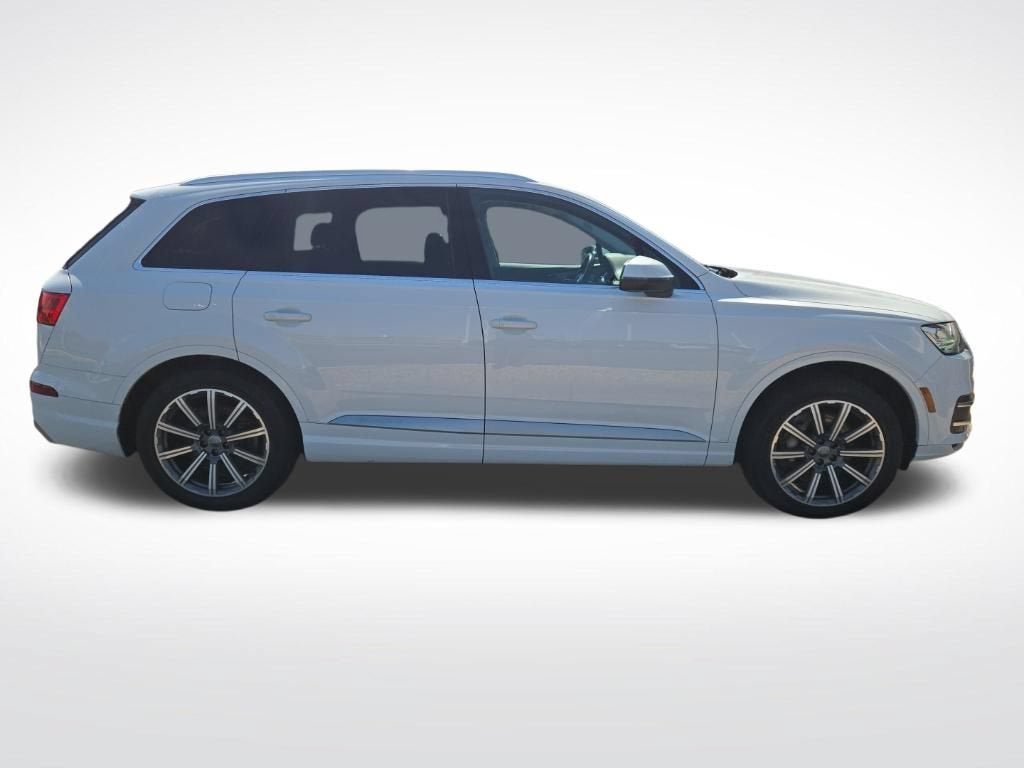 2019 Audi Q7 Premium Plus