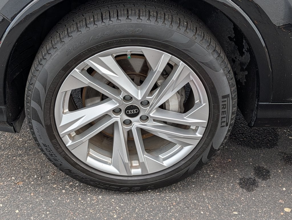 2023 Audi Q7 Premium Plus