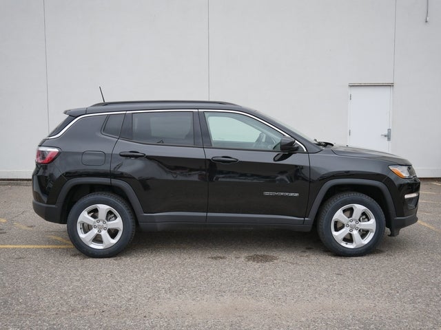 Used 2019 Jeep Compass Latitude with VIN 3C4NJDBB8KT595453 for sale in Bloomington, Minnesota